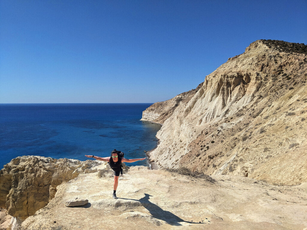 Yoga und Wandern am Cap Aspro Trail